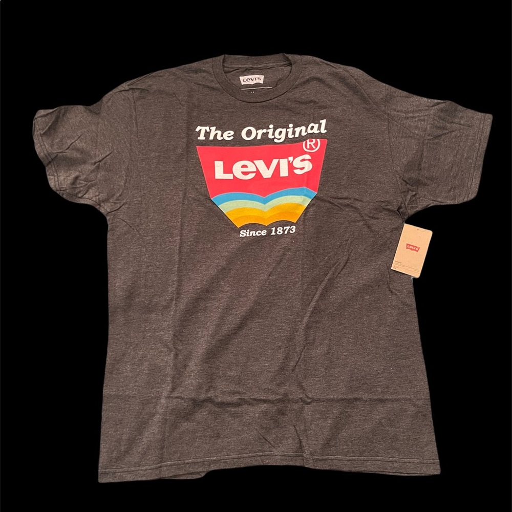 Brand New with Tags Men’s XL Levi’s Tshirt